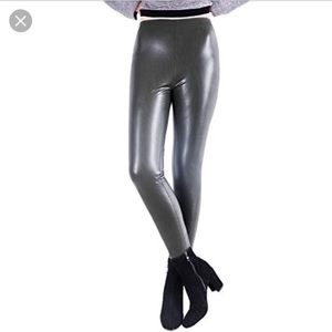 3/$25 OYEAHGIRL PU Olive Green Faux Leather Leggings Size Large